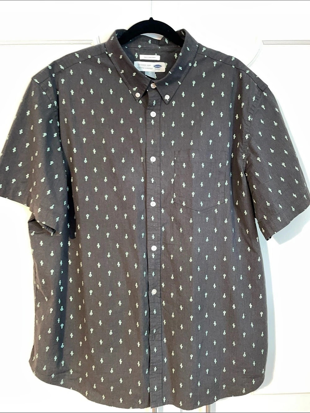 Old Navy The Classic Shirt Slim Fit Cactus Print Black & Green XXL